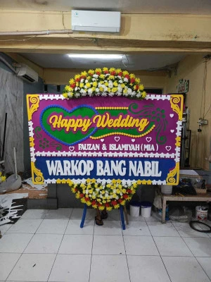Papan Bunga di Balepanjang Baturetno